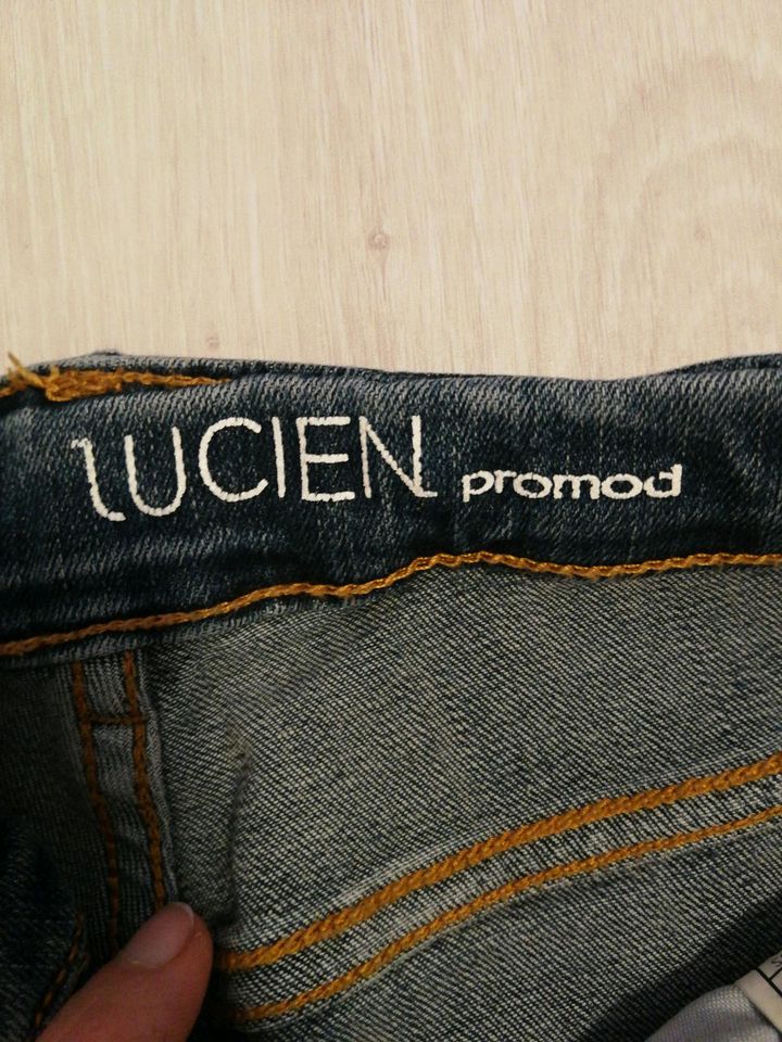 Promod Jeans Lucien, Gr 36, super Zustand in Hargesheim