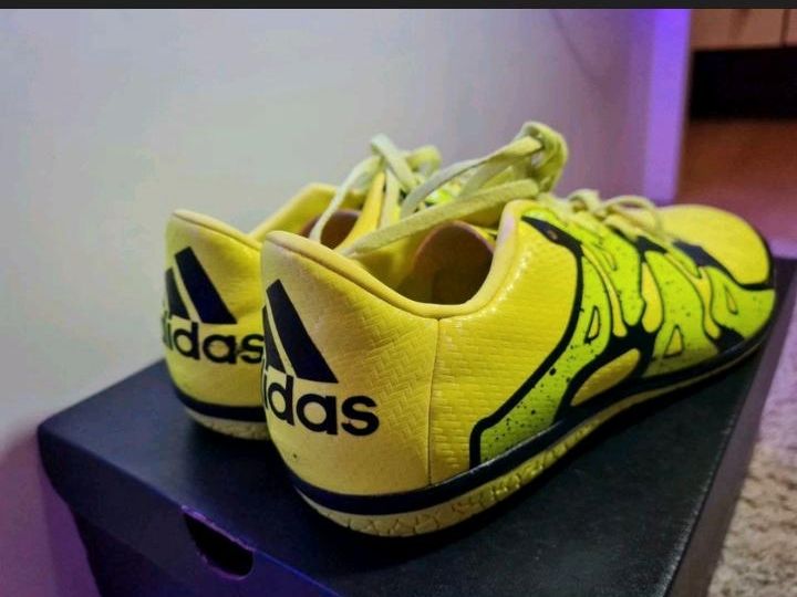 ADIDAS Hallenschuhe Größe 38 in Frensdorf