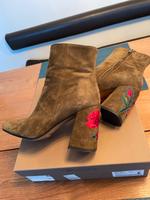 Bianca Di Stiefelette Damenstiefelette Oliv Gr. 39 Neuwertig!! Nordrhein-Westfalen - Langenfeld Vorschau