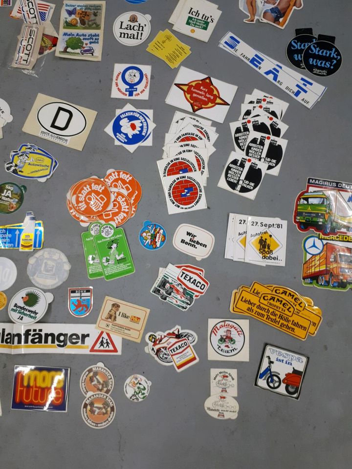 Alte Auto Aufkleber Sticker Decals 80er Jahre in Ruppichteroth