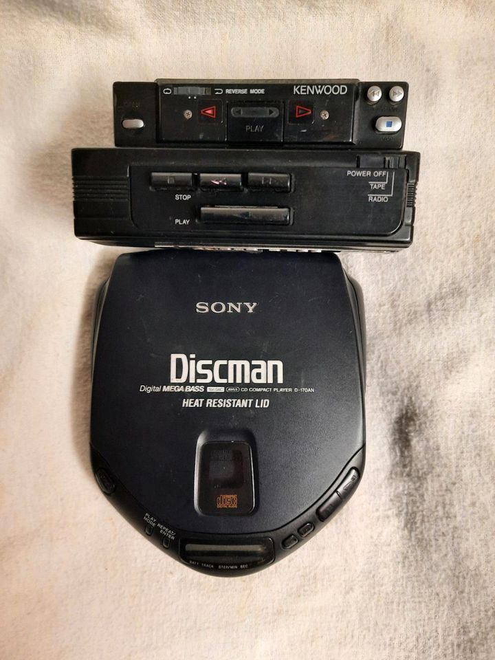 Tragbarer CD Player Sony Discman D-170AN/Kenwood cp-303/ Aiwa HS- in Hamburg