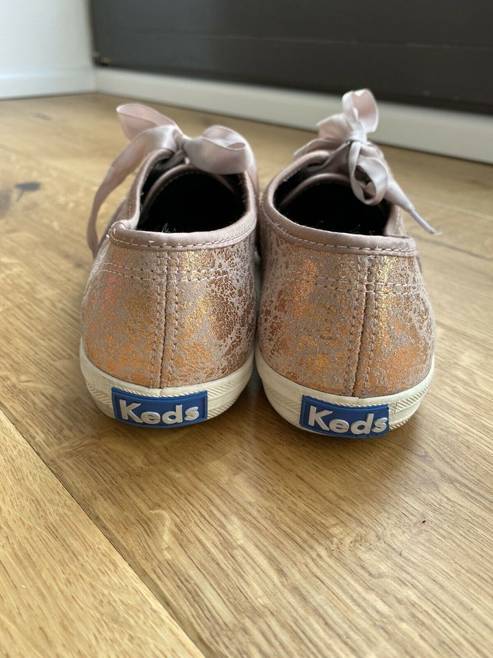 Turnschuhe / Sneaker / Sportschuhe Keds Roségold 36 in Remscheid