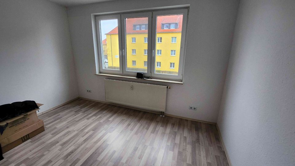 Sanierte, schöne und helle 3 Raum- Wohnung in Engelsdorf in Leipzig