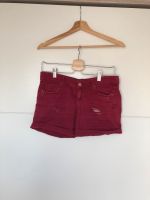 Stradivarius Short Hotpants Kurze Hose weinrot Bayern - Fürstenfeldbruck Vorschau