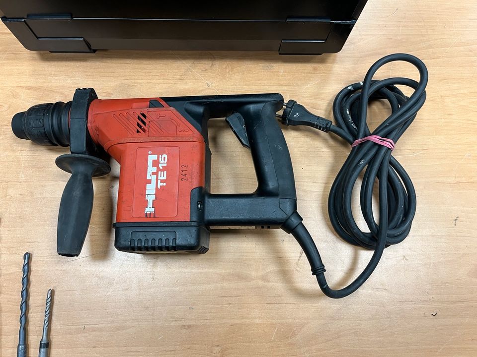 Hilti TE 15 Bohrhammer im Koffer+Neue SDS Plus Bohrerset+Rechnung in Berlin