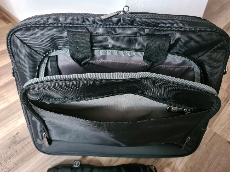 Dell Professional Business Notebook Tasche bis 35,8 cm ,14,1 Zoll in Zwenkau