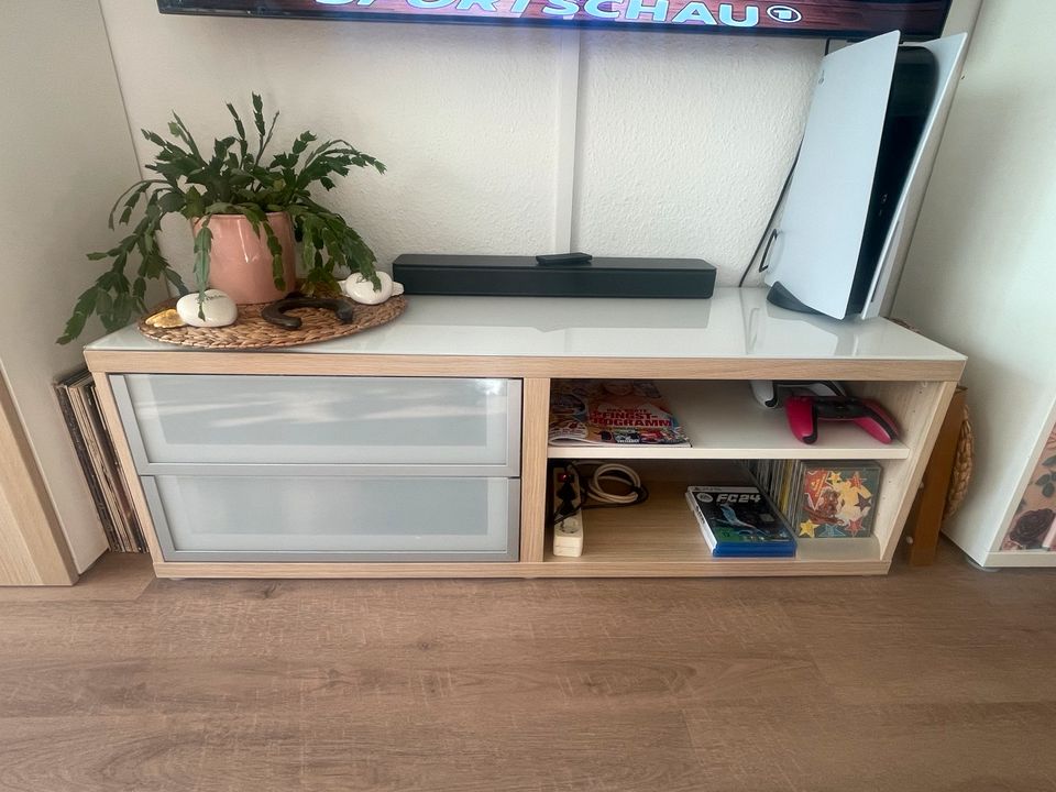 Ikea Sideboard mit Glasplatte und Schubfächern in Rostock