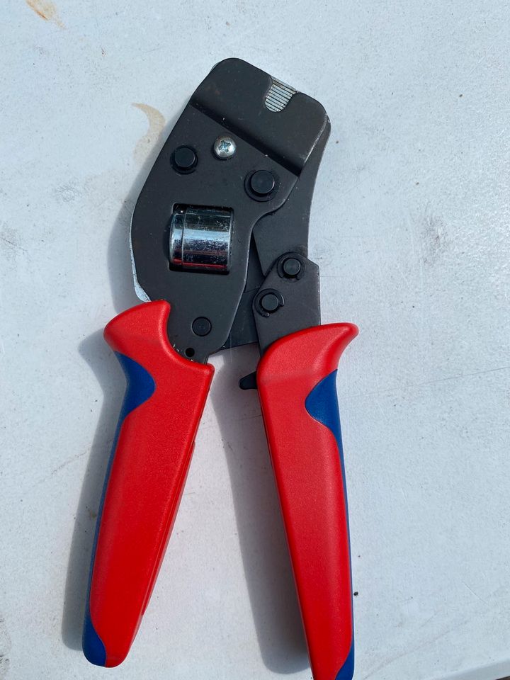 Knipex Crimpzange Aderendhülsenzange 975308 in Marl