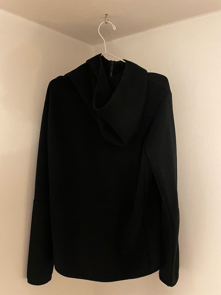 Nike Tech Fleece Jacke schwarz in München