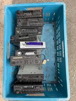 Diverse Autoradios Blaupunkt Grundig Tevion Vw Opel etc Niedersachsen - Wittmund Vorschau