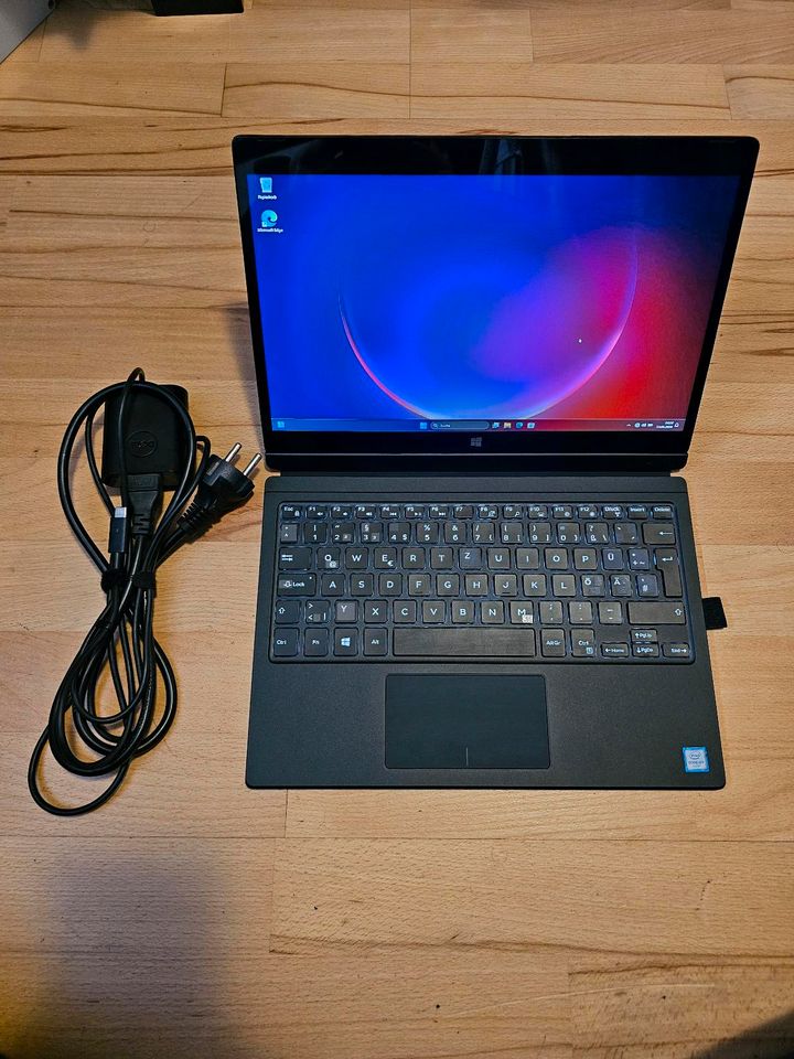 Dell Latitude 7275 2 in 1 PC Touch Win11 M5 neuer Akku 500GB 8GB in Reutlingen