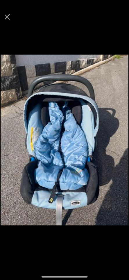 Römer Babyschale Auto Kindersitz Autositz in Aachen