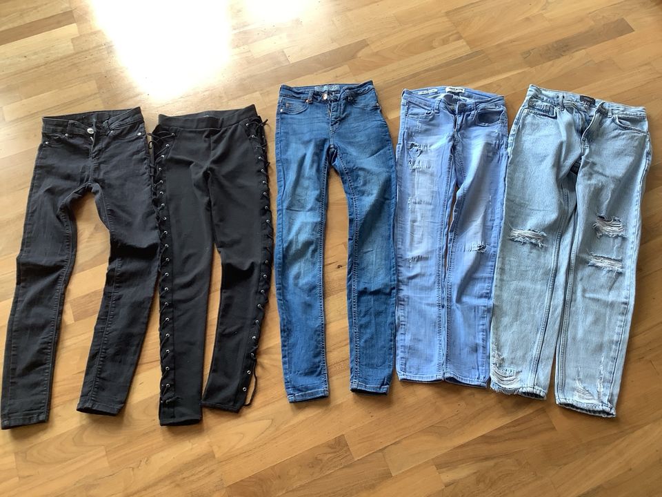 Tolles Hosenpaket für Teenager Größe XS 34/36 176 Jeans Leggins in Ilshofen