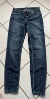 Neuwertige Jeans von Soccx Gr. 29/32 Hessen - Elz Vorschau