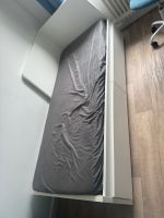 Schönes Bett von Ikea mit 2 Schubladen Wandsbek - Hamburg Poppenbüttel Vorschau