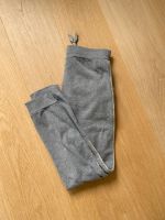 NAME IT Jogginghose Sweathose grau mit gold 146/11 München - Bogenhausen Vorschau