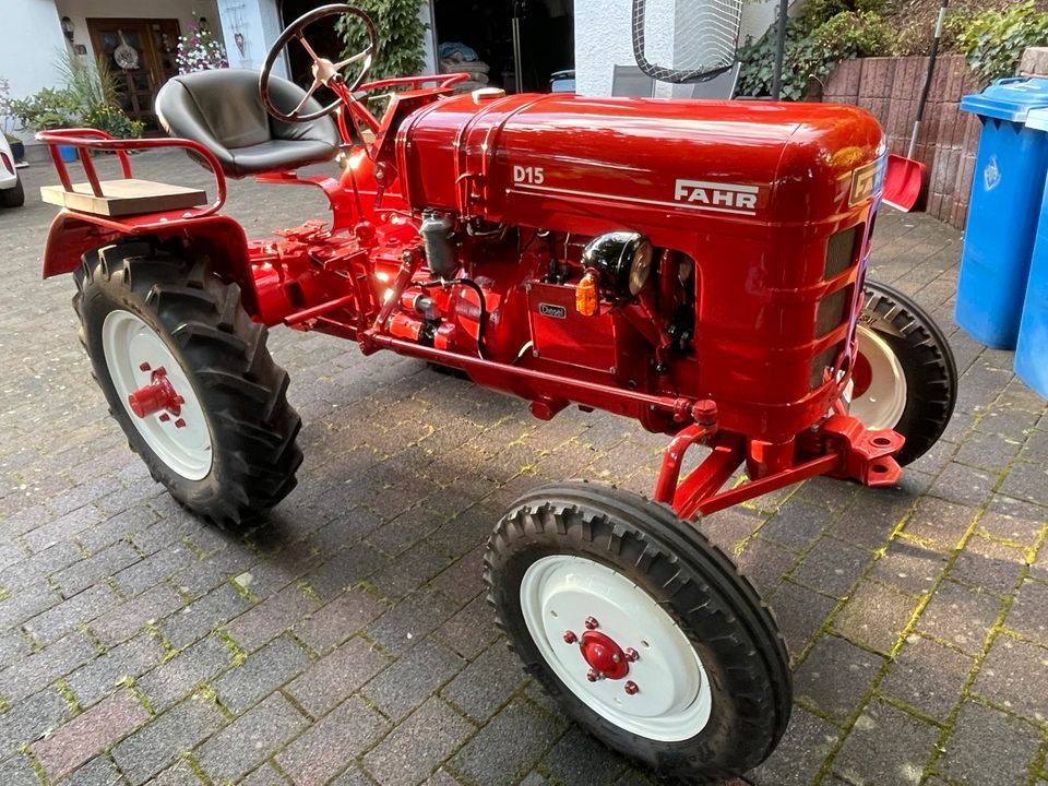 Fahr D15 Schlepper Traktor in Freudenberg