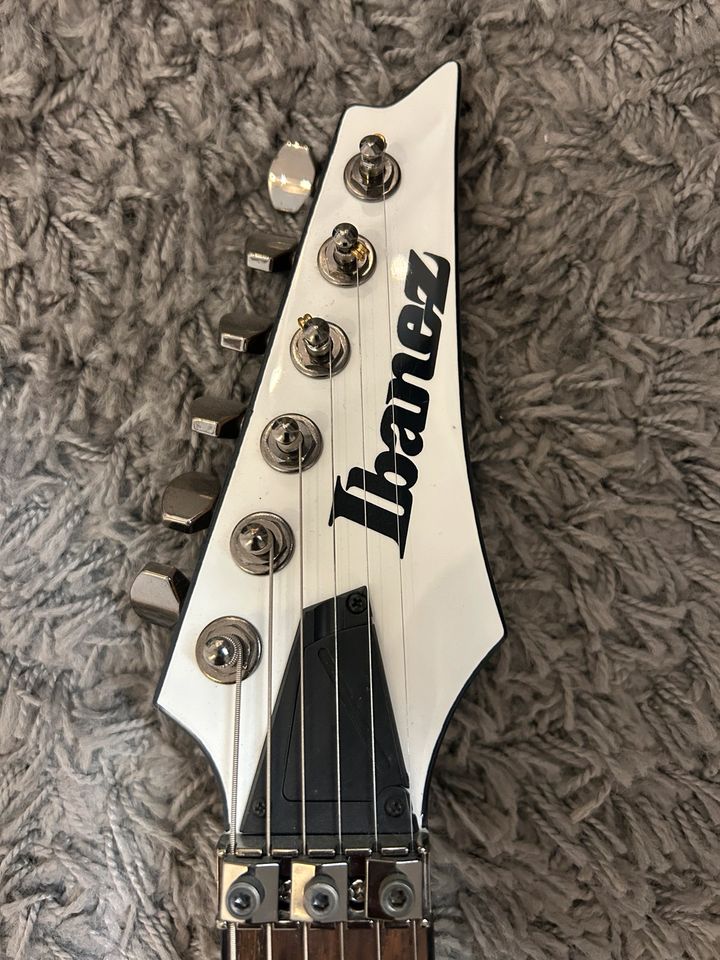 IBANEZ RG-IR20E in Hamburg