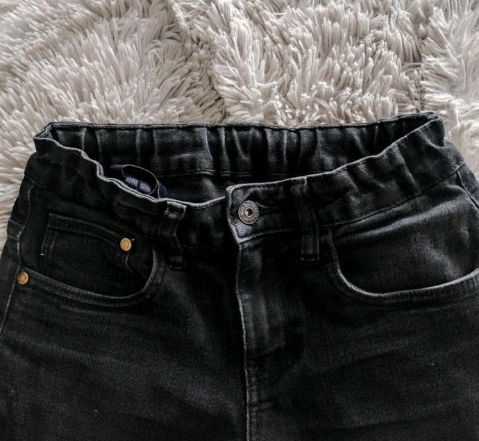 Jeans für Jungs 146 dunkelgrau in Neu-Isenburg