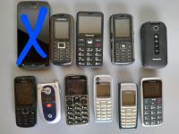 10 Handys für Bastler , teils funktionsfähig , Nokia, Samsung,... Brandenburg - Blankenfelde-Mahlow Vorschau