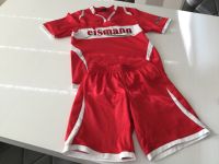 Sporthose und Tshirt Größe 140 rot/weiß Schleswig-Holstein - Wattenbek Vorschau