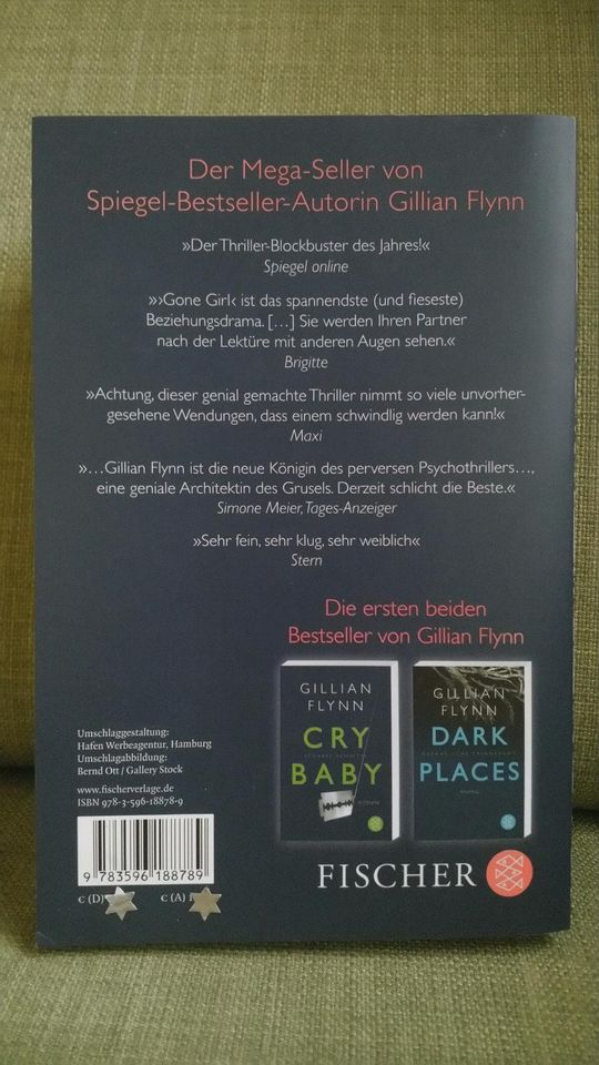 Buch "Gone Girl - Das perfekte Opfer" von Gillian Flynn in Radebeul