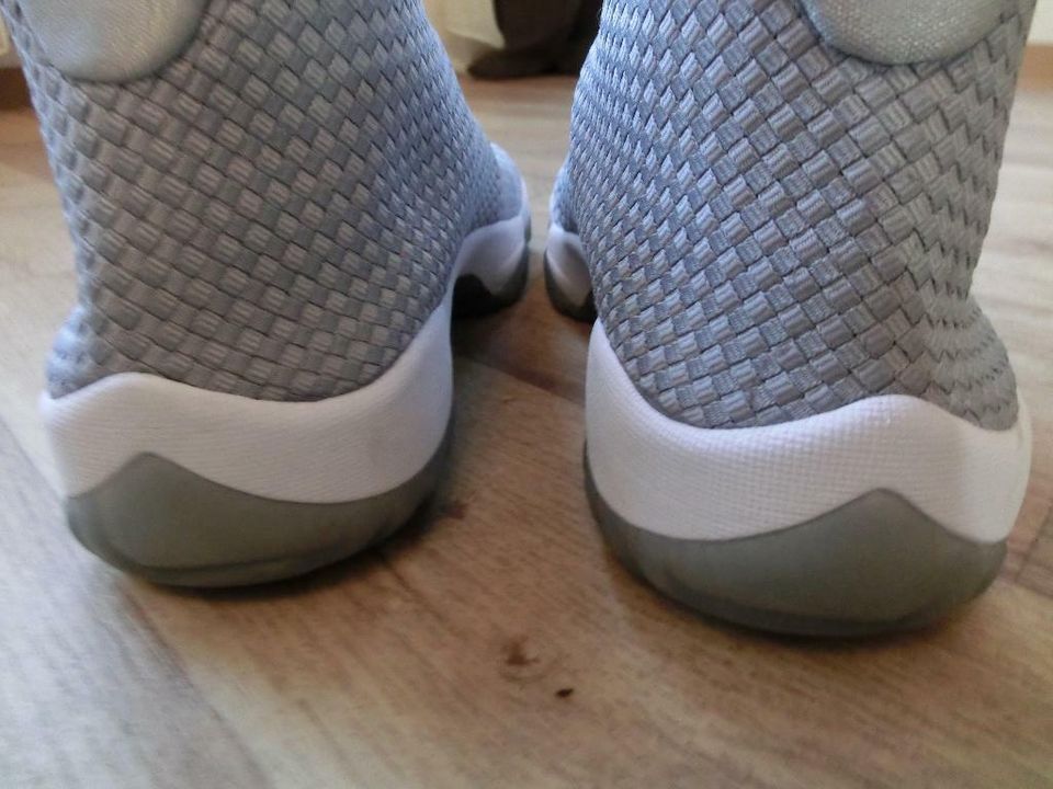 Air Jordan Future Grey Gr. 44 in Fulda