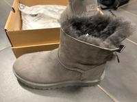 UGG Winterstiefel Gr. 39 neu (1 mal getragen) Saarland - Weiskirchen Vorschau