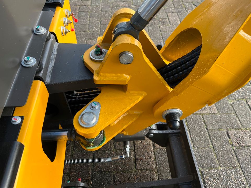 Minibagger mit 3Zyl Yanmar Motor & seitlicher Joystick Steuerung in Bad Zwischenahn