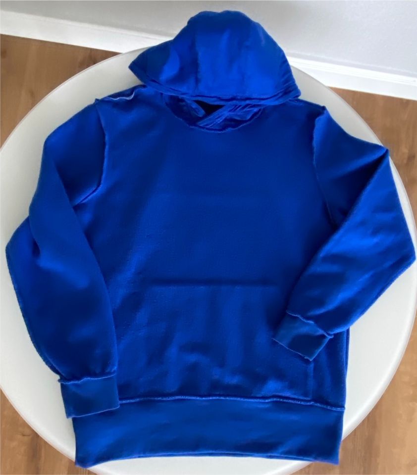 Adidas Hoddie Kapuzenpulli Pullover mit Kapuze 164 blau in Buesum