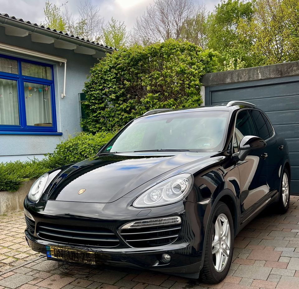 Porsche Cayenne Diesel Vollausstattung AHK in Nörvenich