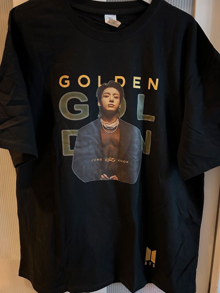 Bts Jungkook golden t-shirt - neu - not official s/m in Puchheim