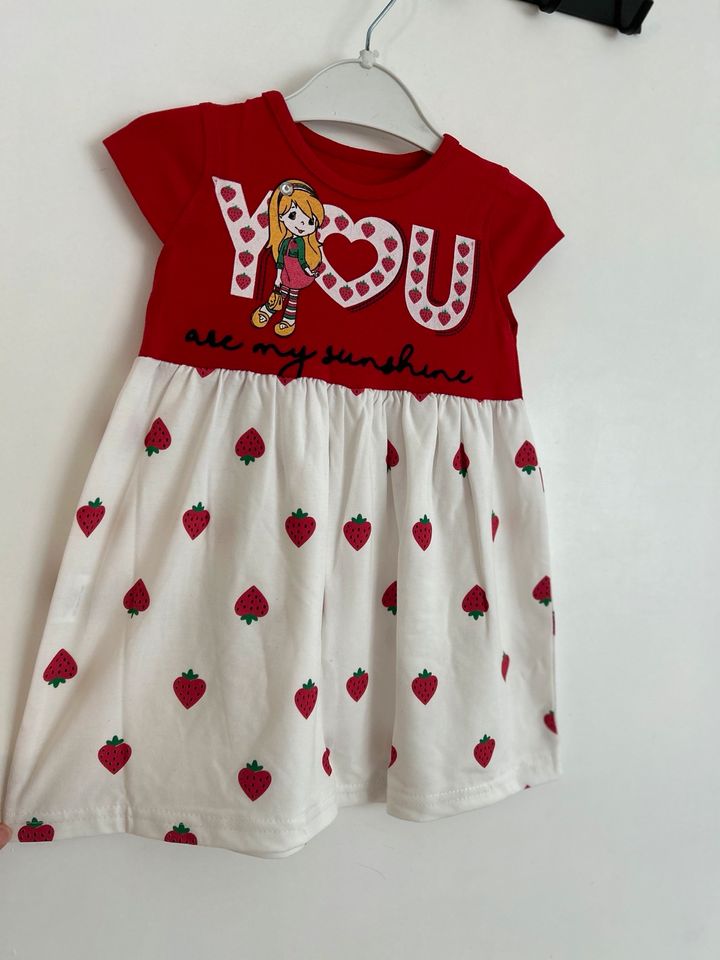 Sommerliche Mädchen Jersey-Kleid, süßes Erdbeer-Motiv/Gr: 98, NEU in Duisburg