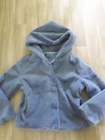 Flauschige Benetton Jacke gr.S wie neu Häfen - Bremerhaven Vorschau