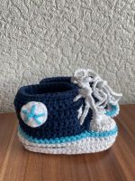 Süße Babyschuhe / Newborn / Handmade / Strickschuhe  / Chucks Baden-Württemberg - Leonberg Vorschau