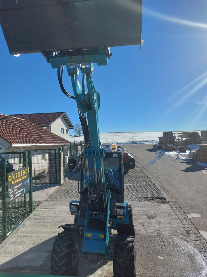 Teleskopradlader akrotect AK810T, Kubota Diesel, Hubkraft 1100kg in Hille