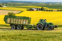 Grassilage mit Kurzschnittladewagen Hessen - Allendorf Vorschau