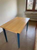 Ausziehbare Tisch, Küchentisch, Esstisch auf Wunsch mit 4 Stühlen Niedersachsen - Brake (Unterweser) Vorschau