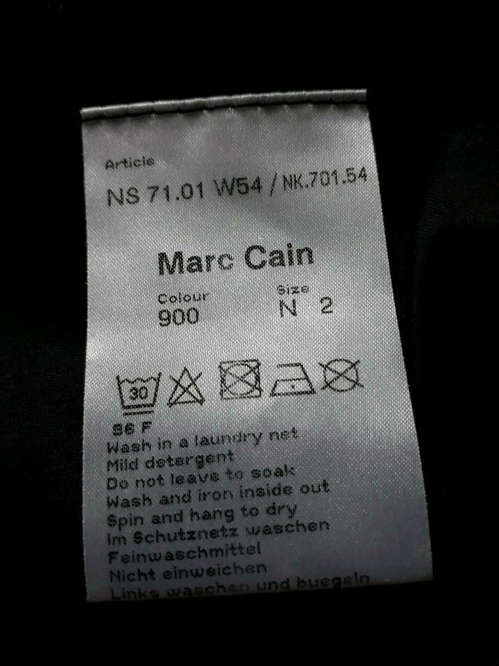 Marc Cain Rock schwarz N2 Glanzoptik ,Glattlederoptik vegan 36/38 in Gießen