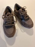 Sneakers mit Materialmix Nordrhein-Westfalen - Wülfrath Vorschau