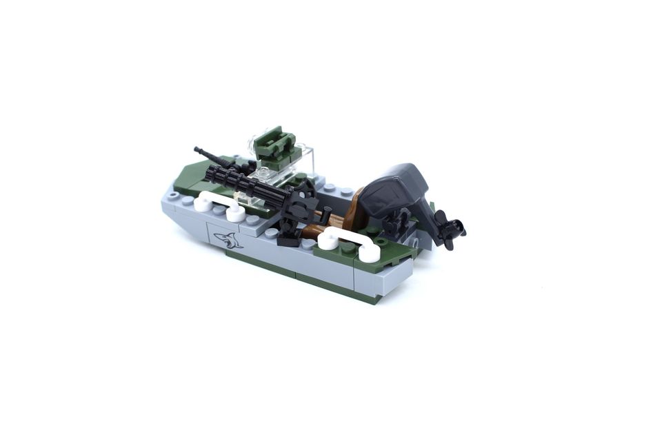 Cobi 2148 Shark Motorboat Small Army 60 Teile in Hohn