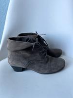 Gabor Stiefeletten grau Wildleder Absatz Gr. 40 6,5 NP 89,95€ Niedersachsen - Aurich Vorschau
