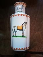 Porzellanvase Pferd 35cmhoch 15cm breit stabile Qualität Rarität Bayern - Tröstau Vorschau