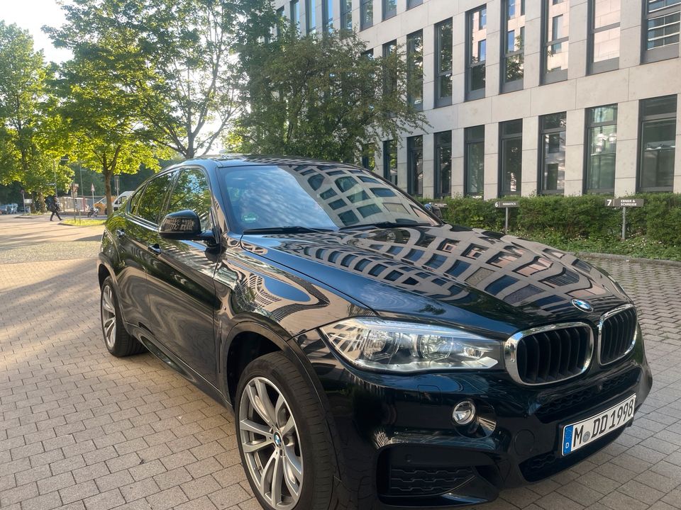 BMW X6 | 30d xDrive | M-Paket | Service & Tüv Neu in München