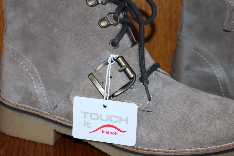 Boots Gr 39 TAMARIS beige-grau Wildleder Schuhe Stiefeletten in Lahnau