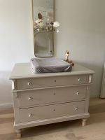 Wickelkommode Massivholz restauriert Farrow&Ball grau beige Bayern - Garmisch-Partenkirchen Vorschau