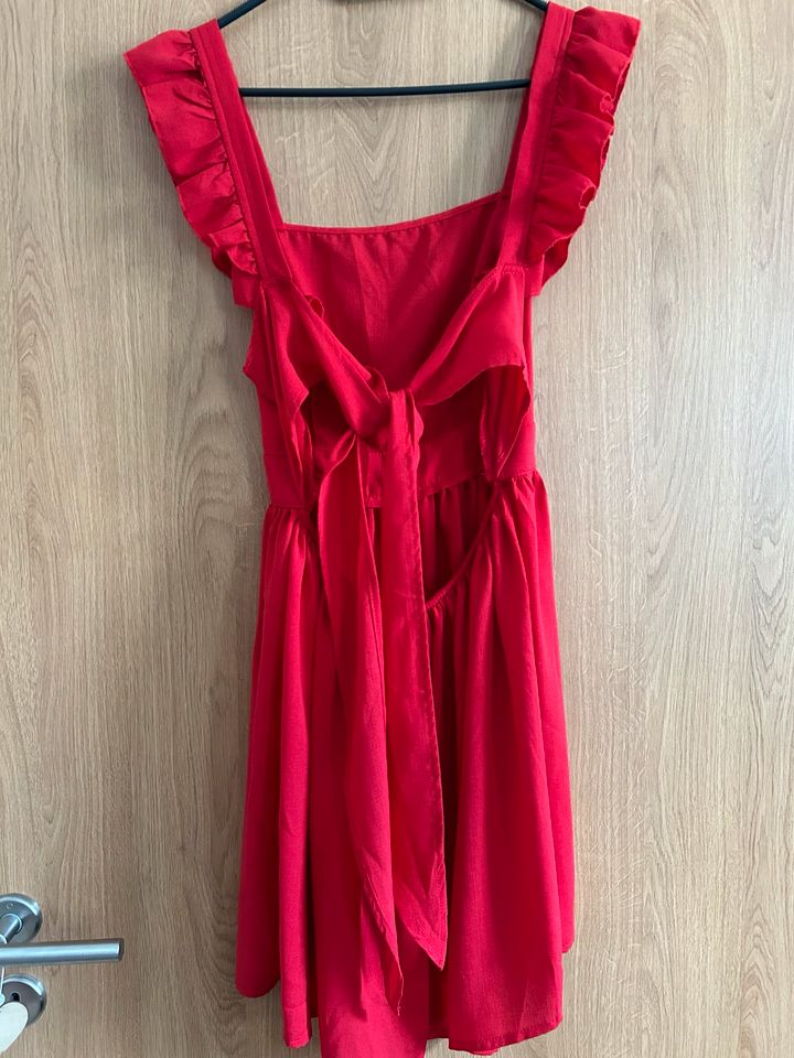 Rotes Sommerkleid in Oederan