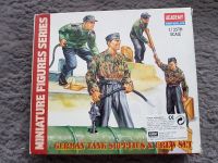 Academy 1:35 1376 German Tank Supplies Crew Schleswig-Holstein - Bad Segeberg Vorschau