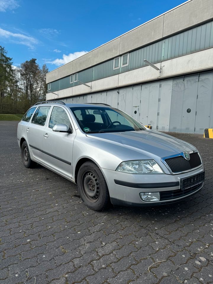 Skoda Octavia 2.0 TDI Automatik in Baunatal