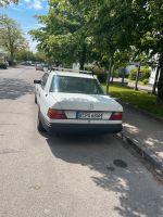 Oldtimer Mercedes w124   BJ 1985 Bayern - Augsburg Vorschau